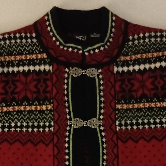 Skyr Red Wool Fair Isle Cardigan Sweater w/ Ornate Metal Clasps Women's Medium - Picture 4 of 15